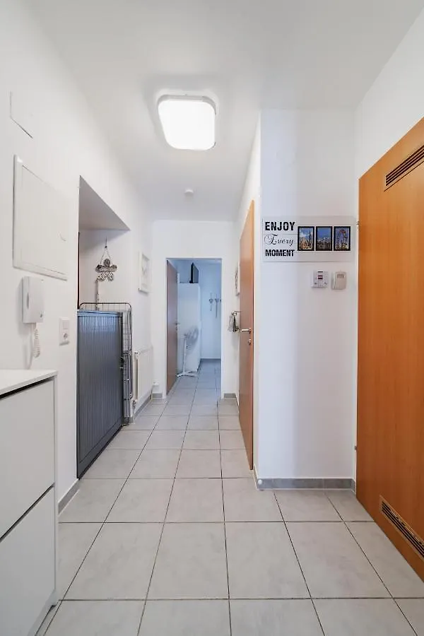 Modernes Appartement Nahe U-Bahn Und Schoenbrunn Vienna 0*,