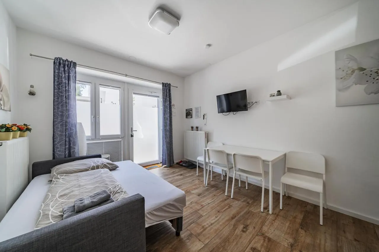 Modernes Appartement Nahe U-Bahn Und Schoenbrunn Vienna