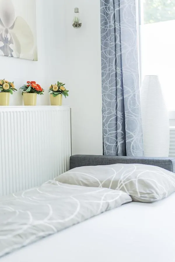 Modernes Appartement Nahe U-Bahn Und Schoenbrunn Vienna Austria